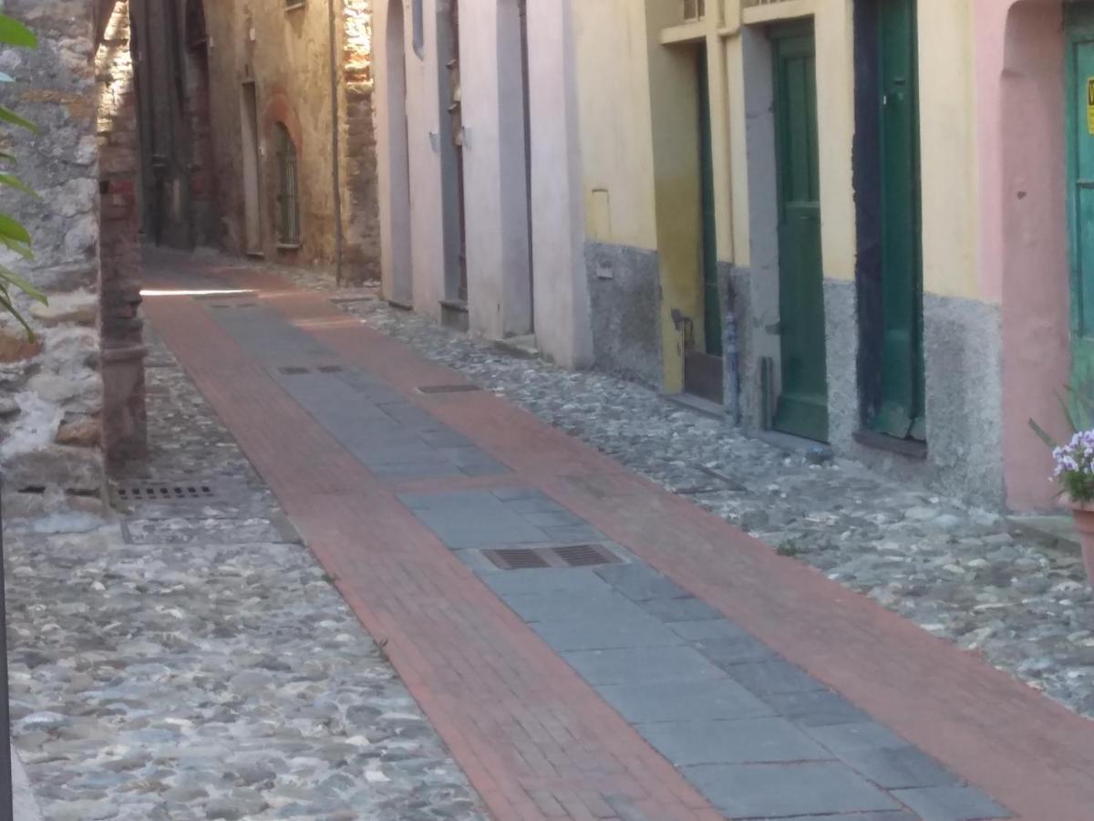 B&B Albenga Casa Panfilo ภายนอก รูปภาพ